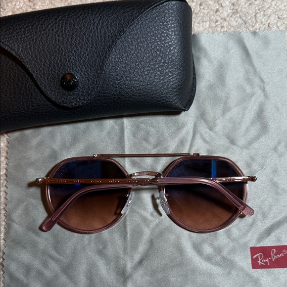Ray-Ban Women's Sunglasses - Gold Frame with Brown Lenses - Picture 3 of 6